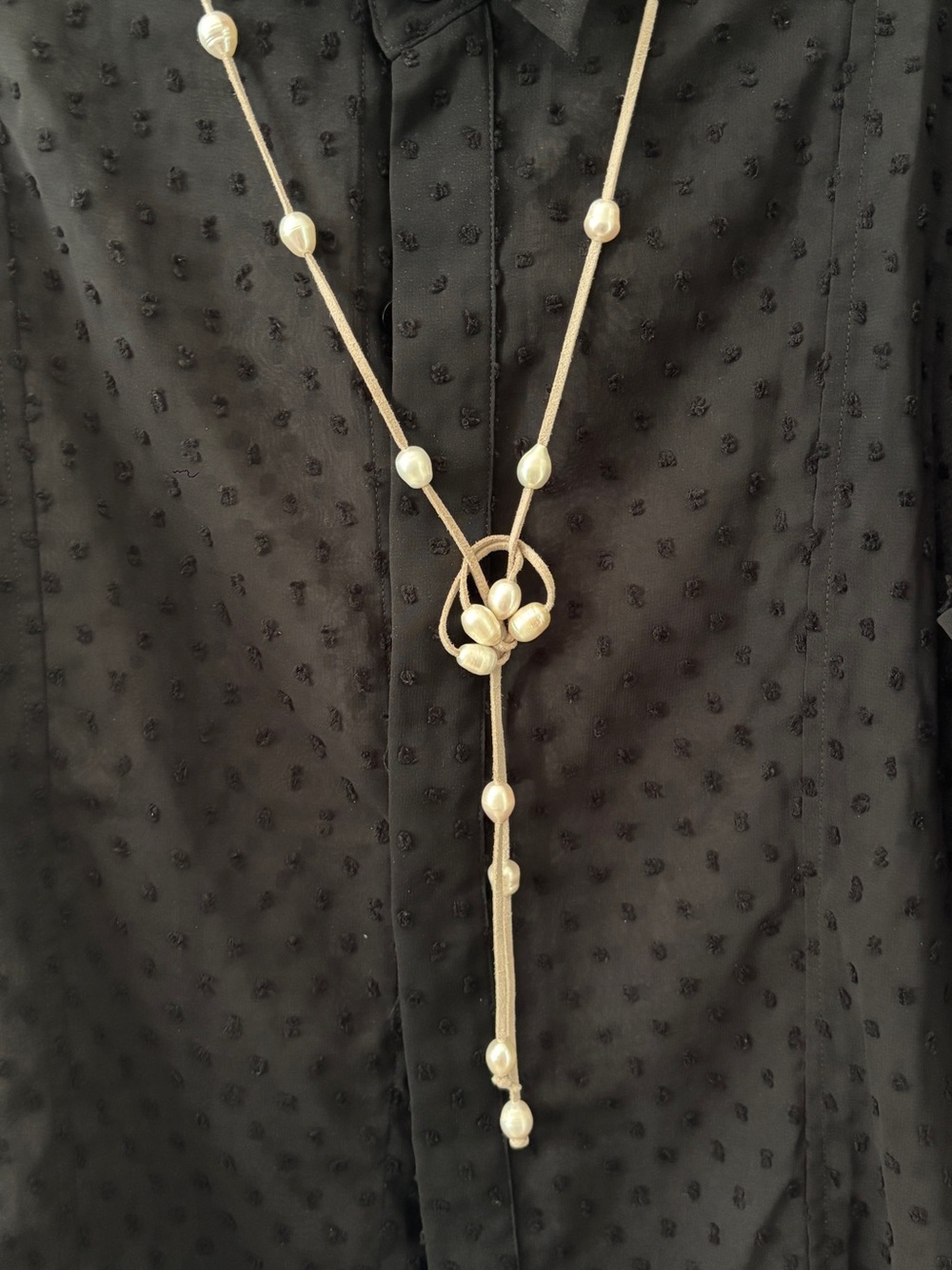 Genuine Baroque Freshwater Pearl Suede Lariat - Picture 4 of 6
